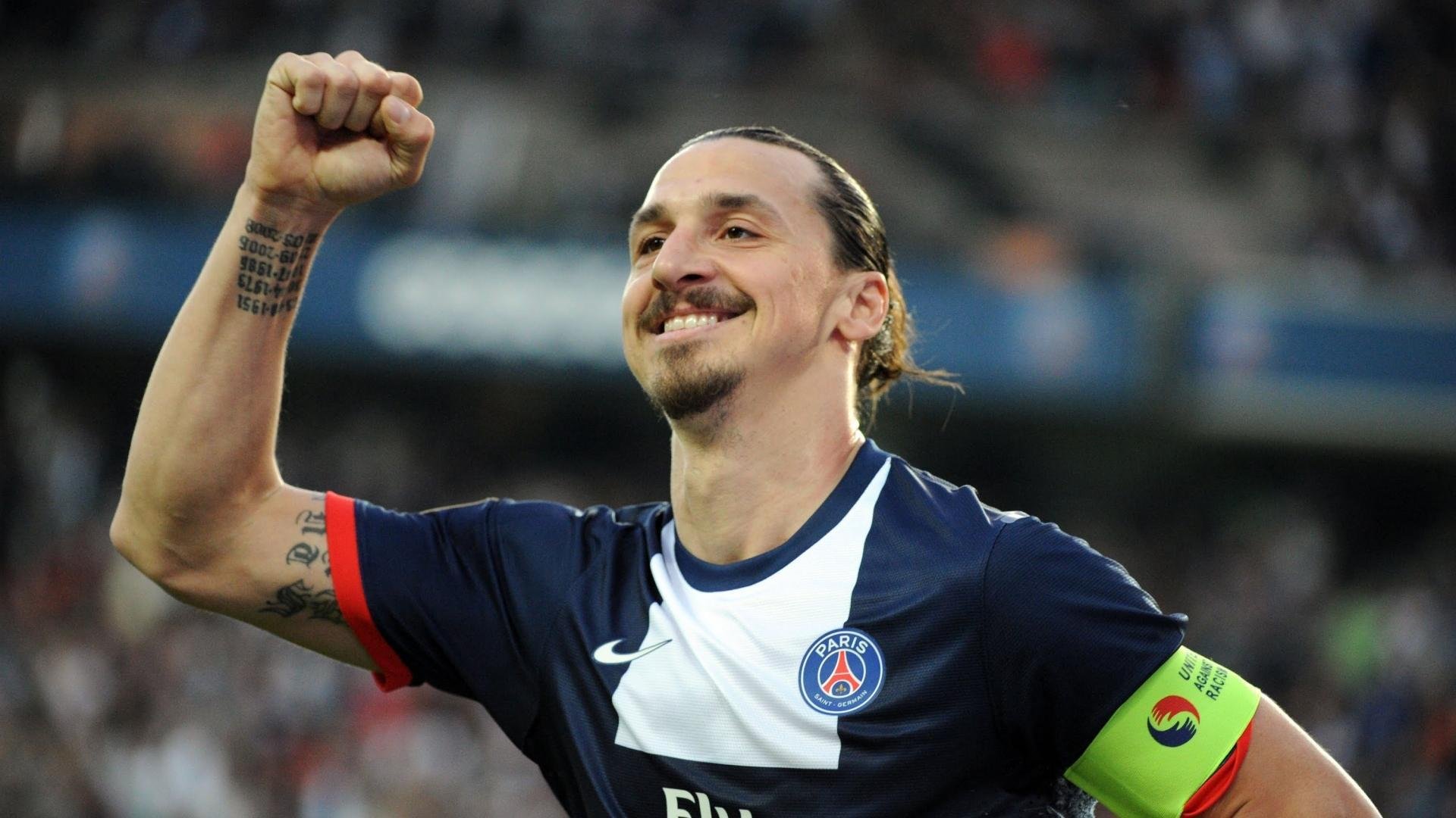 足总杯转会风云：罗马盯上锋线强援，梅西或成交易筹码